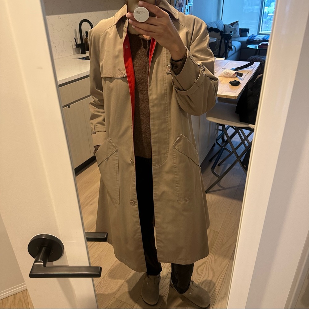 Misty Harbor Vintage Tan Trench Coat with removable liner - Picture 9 of 9